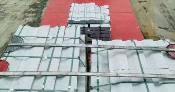 日喀则布 芝麻白仿形加直形路沿石出货日常