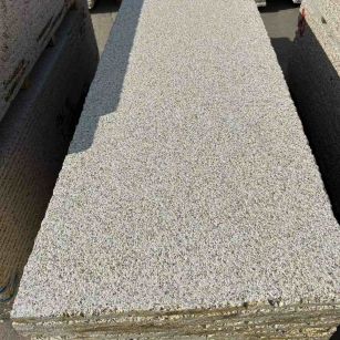 日喀则布 黄金麻花岗岩荔枝面毛板，半成品