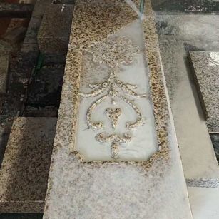 日喀则布 黄金麻花岗岩异形加工雕刻栏杆大柱