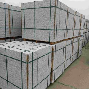 日喀则布 白麻花岗岩石材荔枝面地铺石（300*600*50）