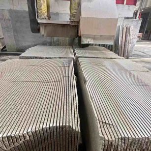 日喀则布 车间生产日常，黄金麻白麻花岗岩