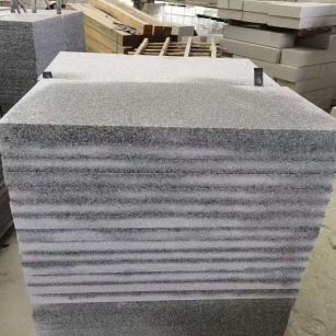 日喀则布 芝麻白5公分火烧地铺成品，900*400，规格可定制