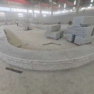 日喀则布 芝麻白异形坐凳，自然面光面弧形加工