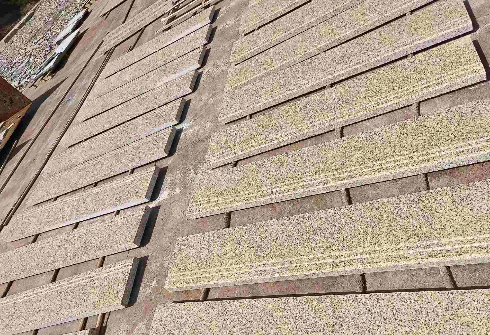 日喀则布 黄金麻花岗岩光面楼梯踏步