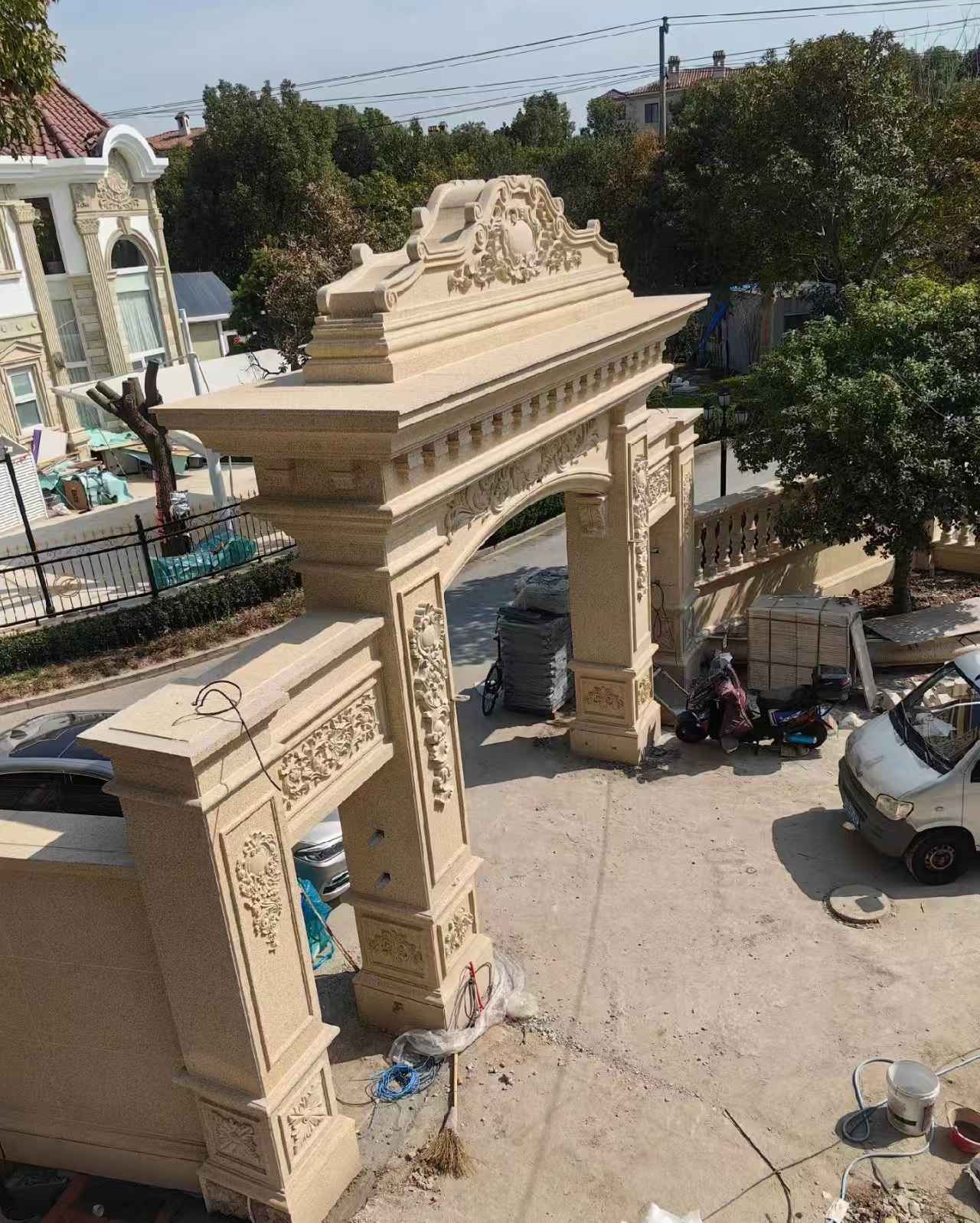 日喀则布 黄金麻荔枝面花岗岩别墅门楼