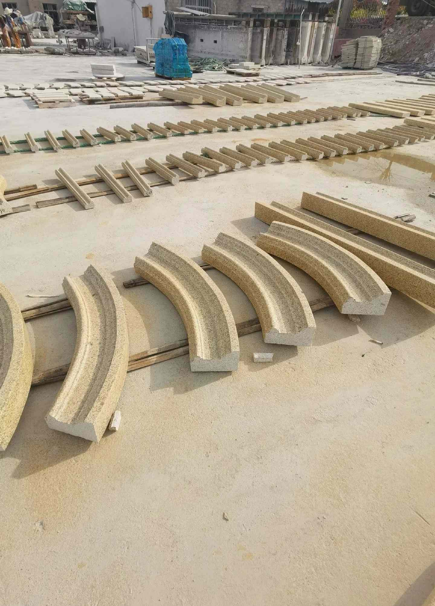 日喀则布 黄金麻花岗岩别墅线条