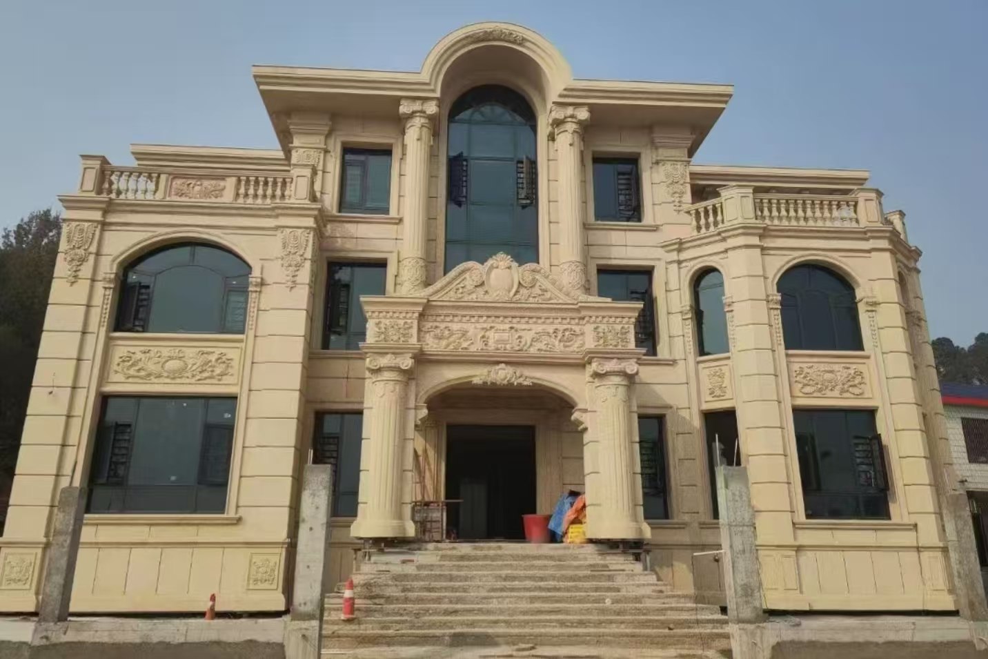 日喀则布 黄金麻花岗岩别墅外墙干挂