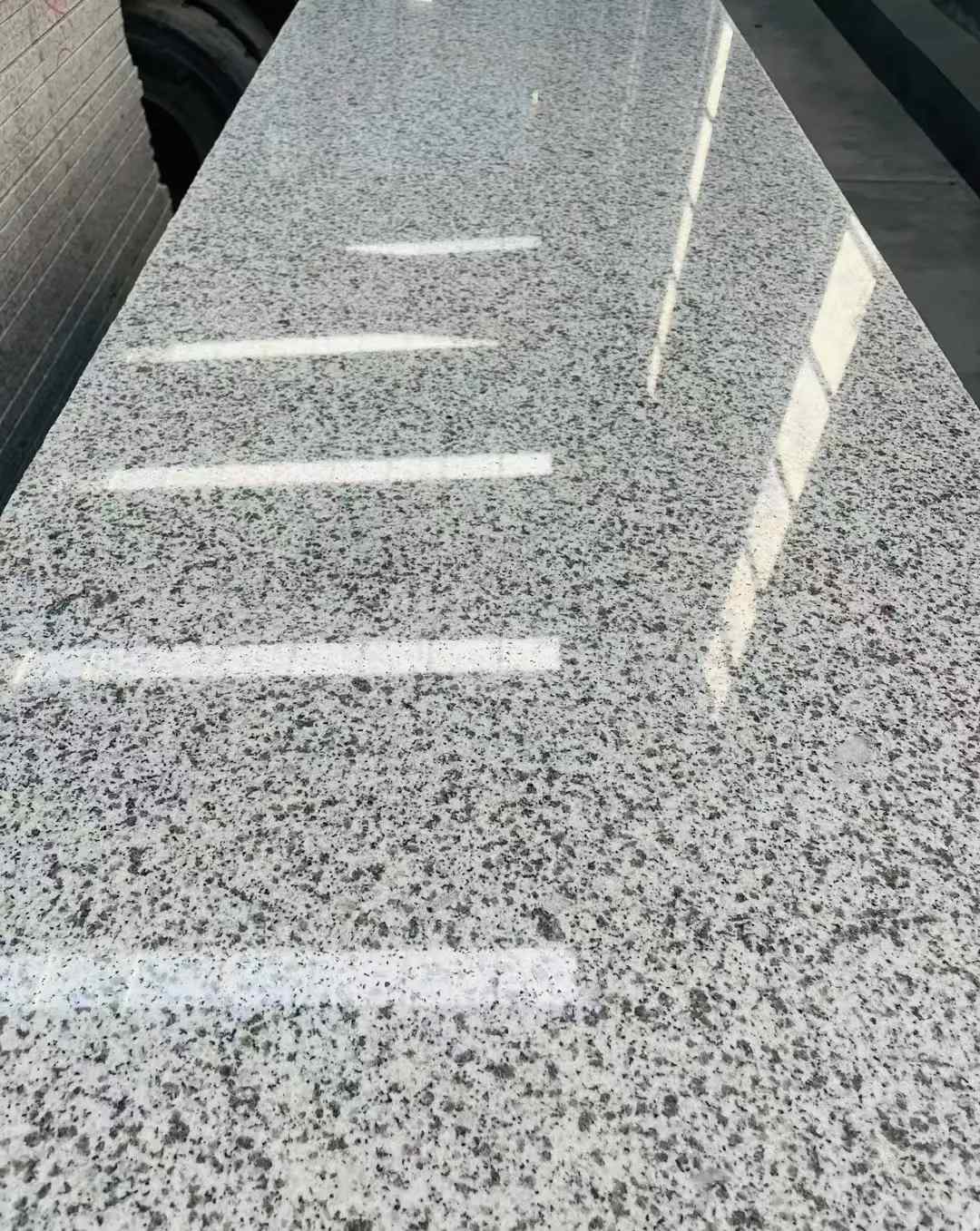 日喀则布 白麻花岗岩光面毛板