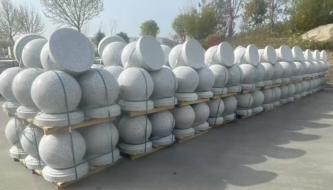 日喀则布 白麻花岗岩石材圆球，石球，挡车球，隔离球，景观石球，风水球等