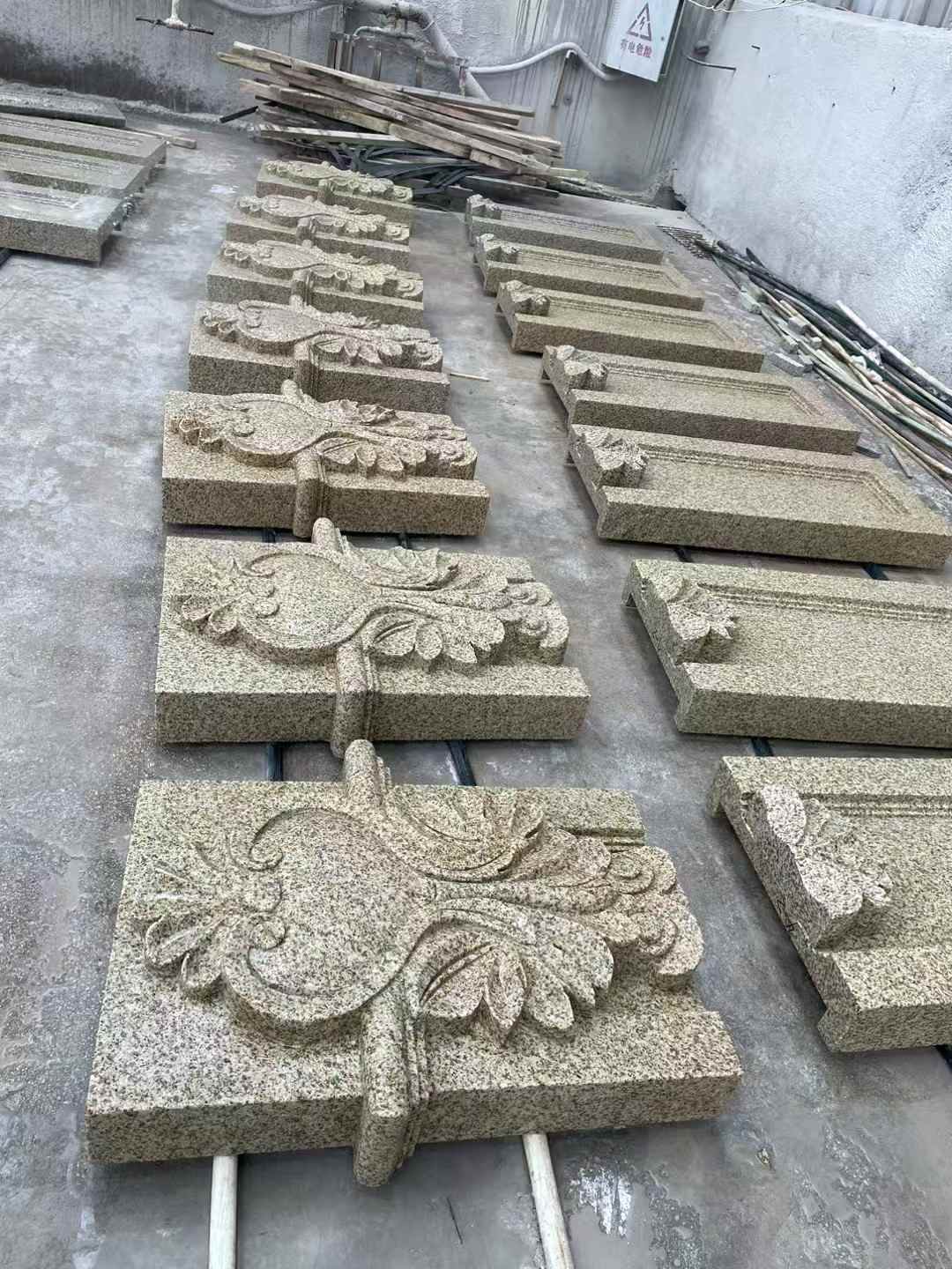 日喀则布 黄金麻花岗岩别墅外墙雕刻板