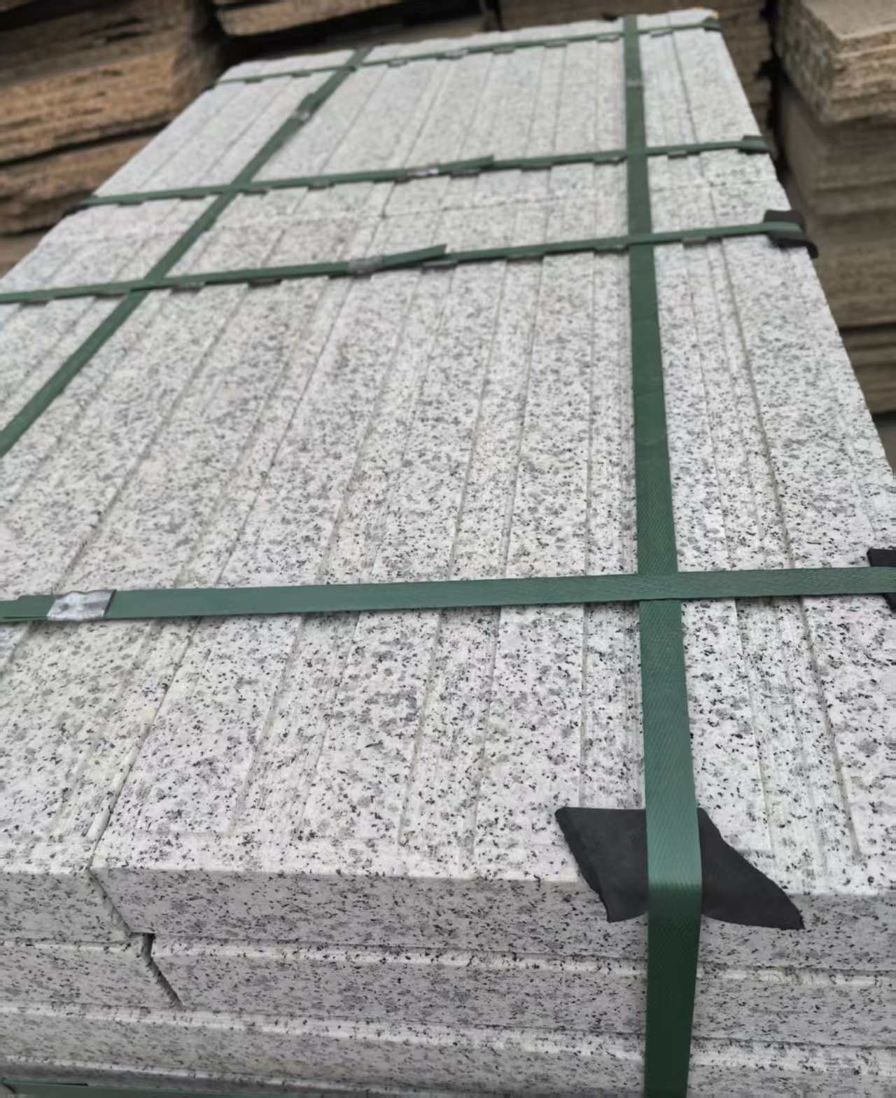 日喀则布 白麻花岗岩直行盲道石，盲条，地铺石