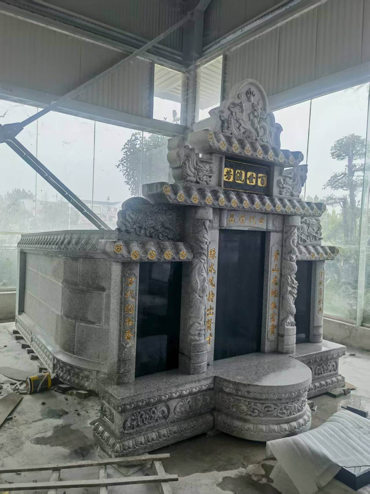 日喀则布 芝麻白墓碑效果展示图